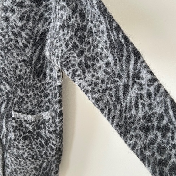 Rails Oslo Gray Animal Print Alpaca Wool Cardigan - Picture 9 of 16